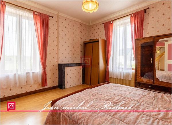 Maison Noyers Sur Cher 5 pièce(s) 145 m2