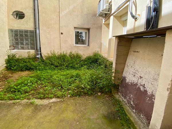 VAUVERT APPARTEMENT T2