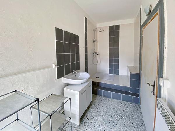 VAUVERT APPARTEMENT T2