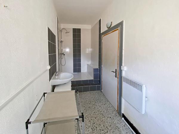 VAUVERT APPARTEMENT T2