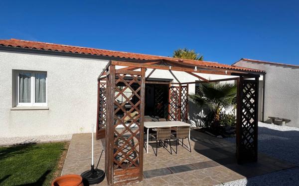 Maison à vendre    4 pièces •  Semussac