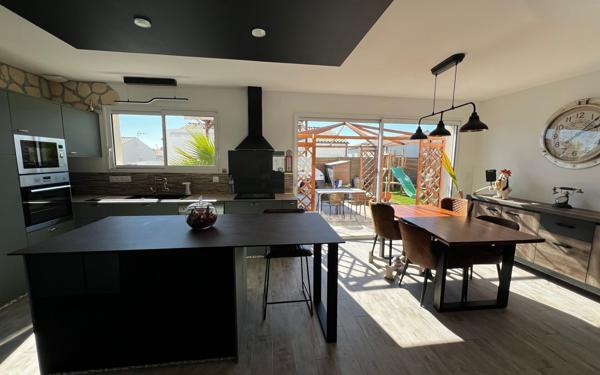 Maison à vendre    4 pièces •  Semussac