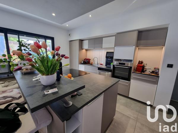 Maison à vendre 5 pièces 133 m² L'Isle-sur-la-Sorgue