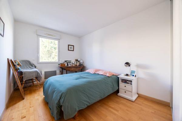 Appartement 3 pièces 2 chambres avec ascenseur Bordeaux Croix Blanche