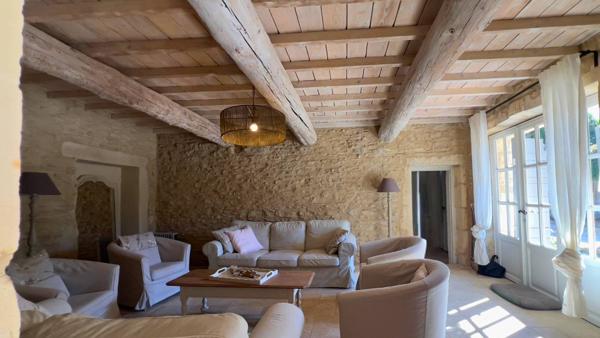 Saint-Rémy-de-Provence (13) : Mas Provençal d’Exception au Cœur des Alpilles