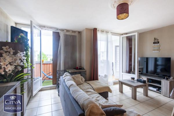 Appartement à vendre 4 pièces 71m² Marignane (13700)