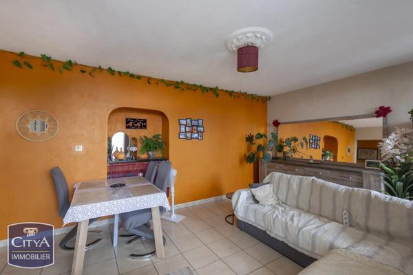 Appartement à vendre 4 pièces 71m² Marignane (13700)