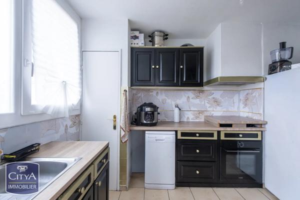 Appartement à vendre 4 pièces 71m² Marignane (13700)