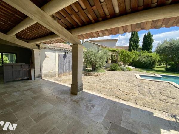 Villa en bord de Sorgue à L'ISLE-SUR-LA-SORGUE
