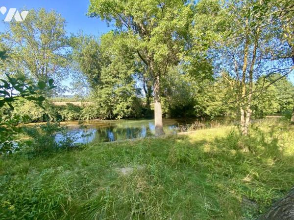 Villa en bord de Sorgue à L'ISLE-SUR-LA-SORGUE