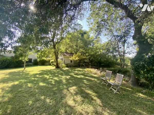 Villa en bord de Sorgue à L'ISLE-SUR-LA-SORGUE