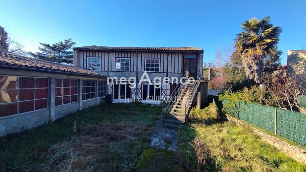 Immeuble à PAMIERS, 09100 - 300m²