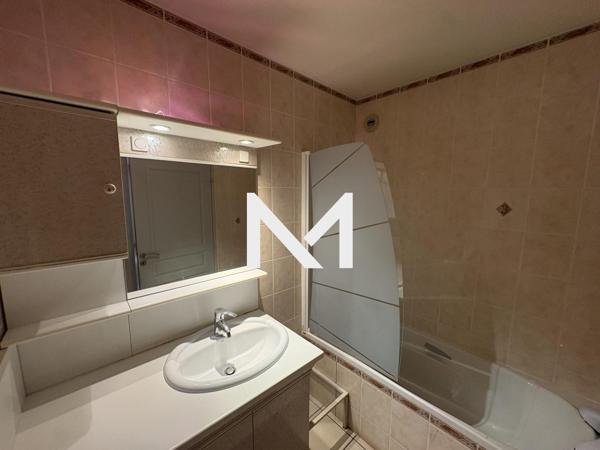 CROLLES - T3 - BALCON - CLIMATISATION - GARAGE | Premium Immobilier