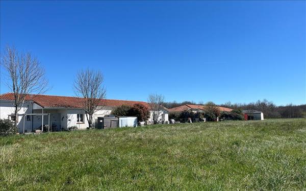 Terrain à vendre |  Lherm |  1311 m²