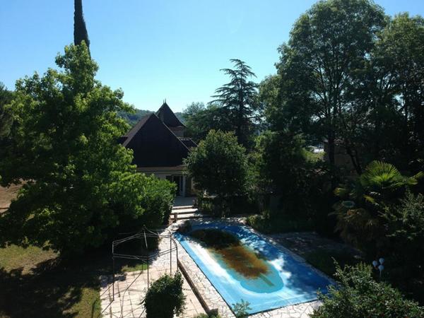 Maison avec piscine à 5 minutes du centre de Cahors