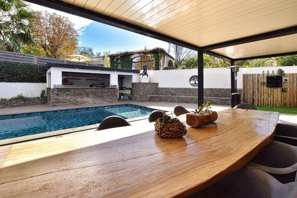 Villa d’exception : lumière, élégance et prestations haut de gamme