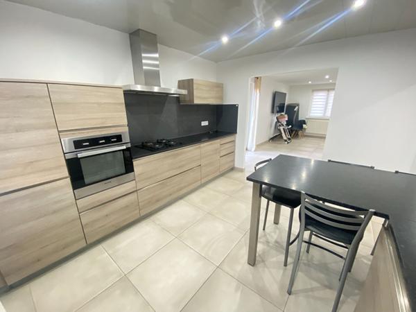 Maison - 4 pièces - 106 m²