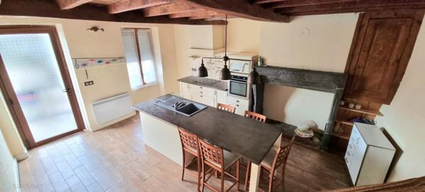 OPPORTUNITE COEUR DE VILLE DES MARTRES DE VEYRE