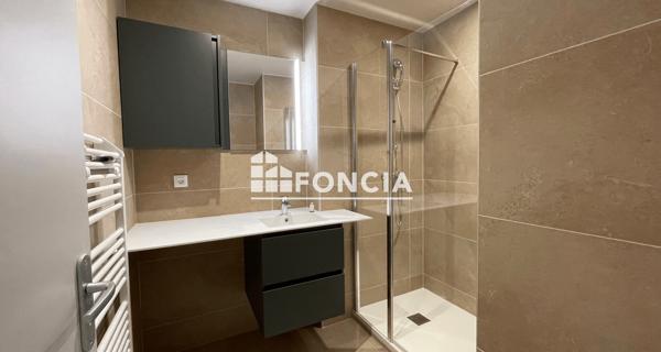 Location Appartement 3 pièces 60.51 m² - Lyon 69001