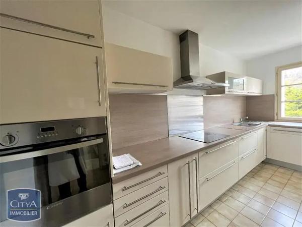 Appartement à louer 3 pièces 69.2m²