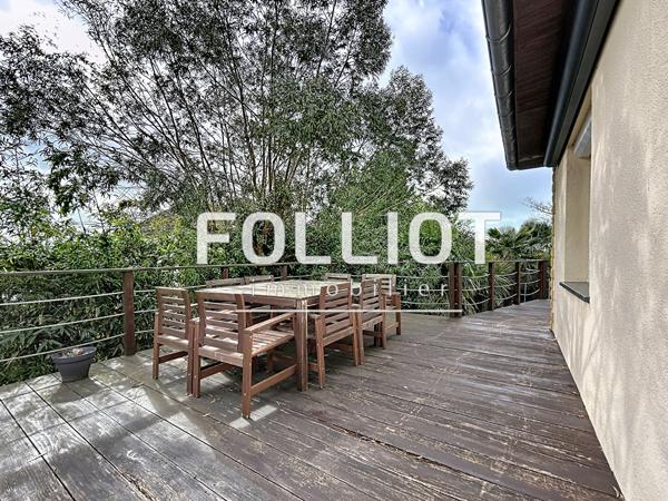 Maison familiale de 7 pièces à vendre à Longueville - Confort et tranquillité assurés