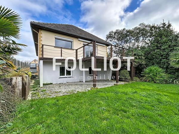 Maison familiale de 7 pièces à vendre à Longueville - Confort et tranquillité assurés