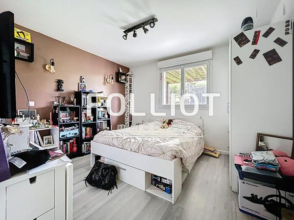 Maison familiale de 7 pièces à vendre à Longueville - Confort et tranquillité assurés