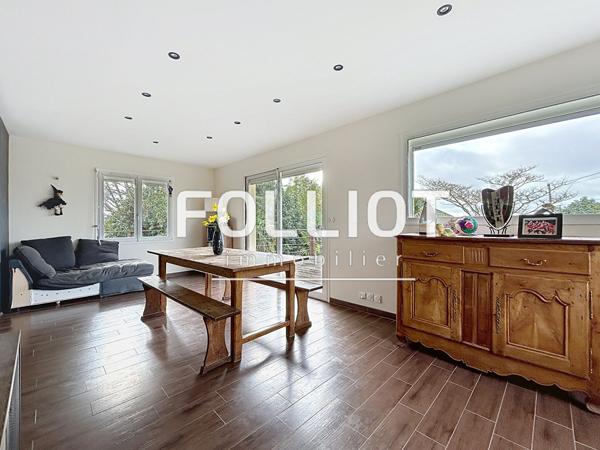 Maison familiale de 7 pièces à vendre à Longueville - Confort et tranquillité assurés