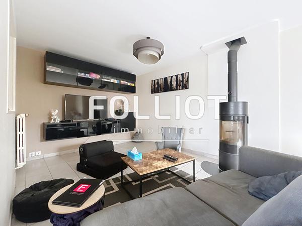 Maison familiale de 7 pièces à vendre à Longueville - Confort et tranquillité assurés