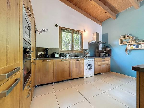 Villa 5 pièce(s) 4 chambre(s) 173 m²