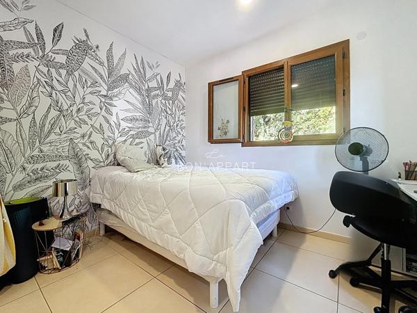 Villa 5 pièce(s) 4 chambre(s) 173 m²
