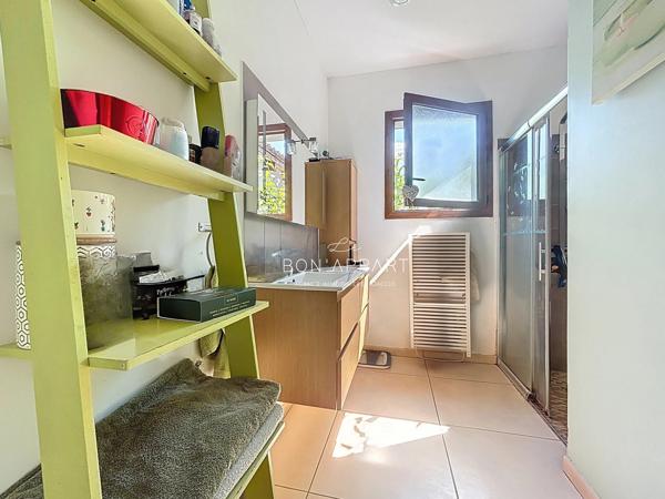 Villa 5 pièce(s) 4 chambre(s) 173 m²
