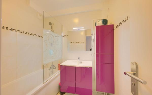 Appartement à vendre    3 pièces • 73,77 m2 Roissy-en-Brie