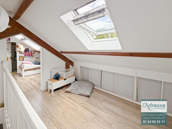APPARTEMENT 3P EN DUPLEX 70m² AU SOL A FORGES LES BAINS EN PARFAIT ETAT