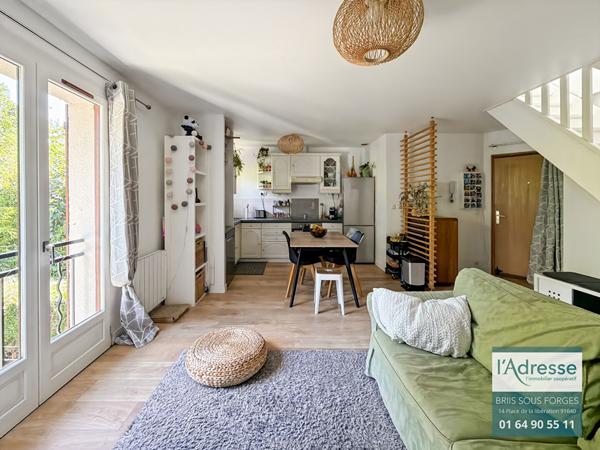 APPARTEMENT 3P EN DUPLEX 70m² AU SOL A FORGES LES BAINS EN PARFAIT ETAT