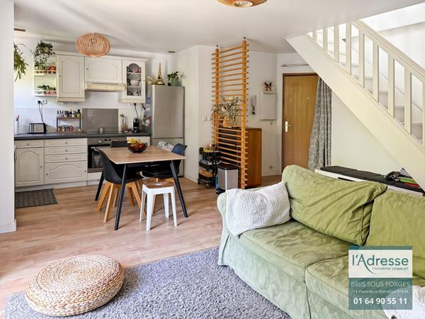 APPARTEMENT 3P EN DUPLEX 70m² AU SOL A FORGES LES BAINS EN PARFAIT ETAT