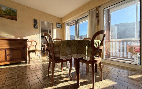 Maison à vendre    5 pièces •  Mende