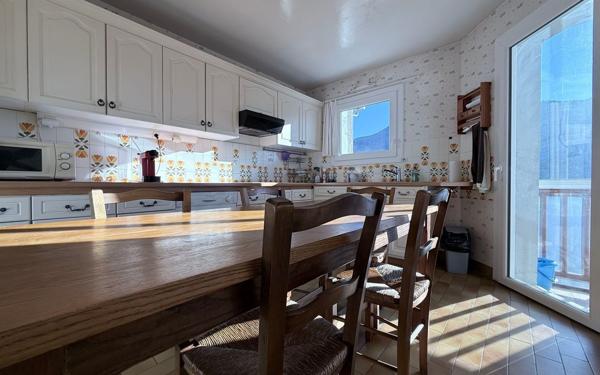 Maison à vendre    5 pièces •  Mende