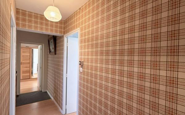 Maison à vendre    5 pièces •  Mende