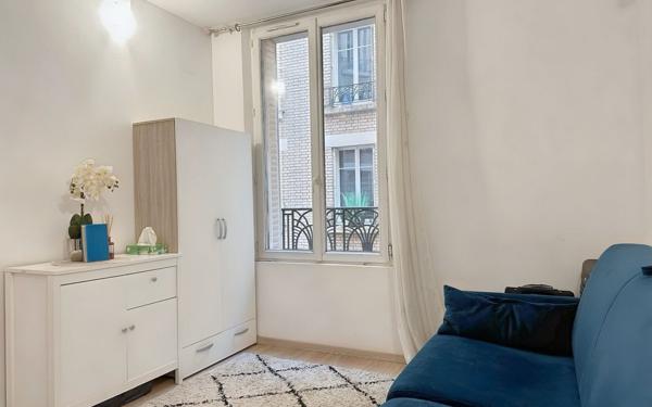 Appartement à vendre    1 pièce • 15,92 m2 Paris 15