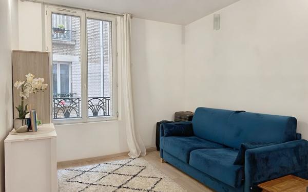 Appartement à vendre    1 pièce • 15,92 m2 Paris 15