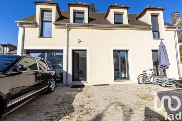 Maison à vendre 5 pièces 180 m² Neuilly-en-Thelle