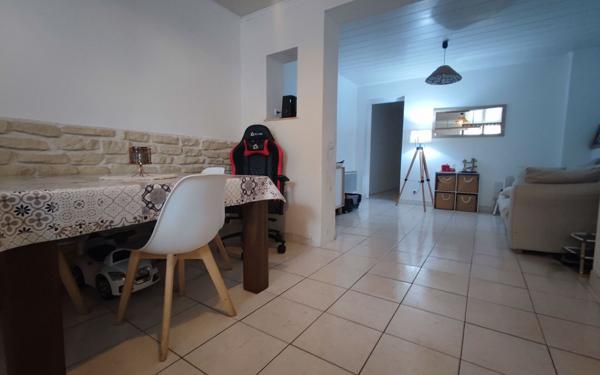 Appartement à vendre    4 pièces •  Pavant