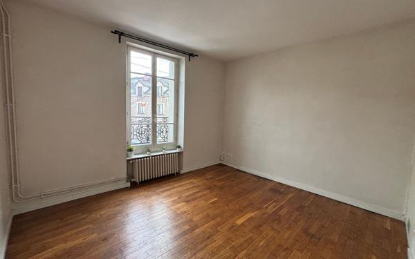 Appartement à louer    1 pièce •  Palaiseau