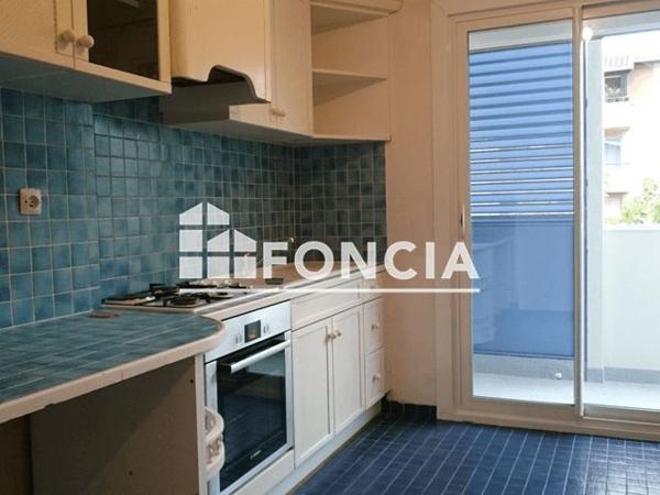 Location Appartement 4 pièces 75 m² - 30 RUE D'ASSALIT Toulouse 31500