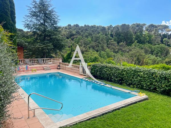 Maison Mougins 260 m² avec piscine