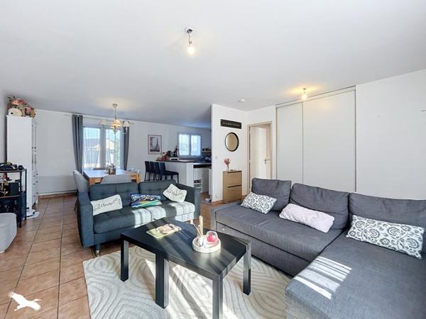 Maison à vendre 212 500 € Neuillé-Pont-Pierre 4 p 87 m² DPE D