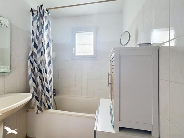 Maison à vendre 212 500 € Neuillé-Pont-Pierre 4 p 87 m² DPE D
