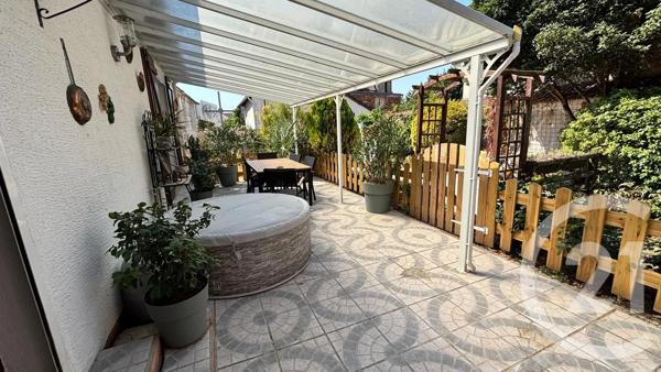 Maison à vendre  4 pièces - 96 m 2   CLAYE SOUILLY  - 77