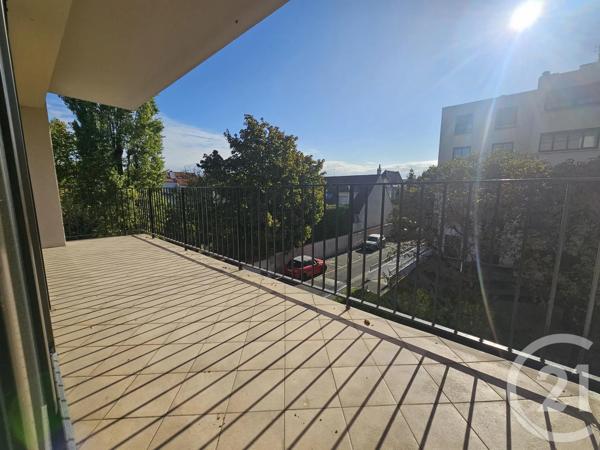 Appartement F3 à vendre  3 pièces - 65,23 m 2   ST MAUR DES FOSSES  - 94